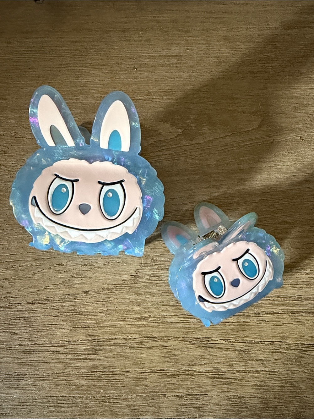 Blue labubu claw clip set